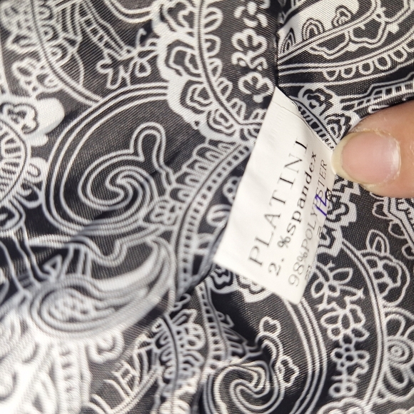 Tuxedo - Picture 3 of 3